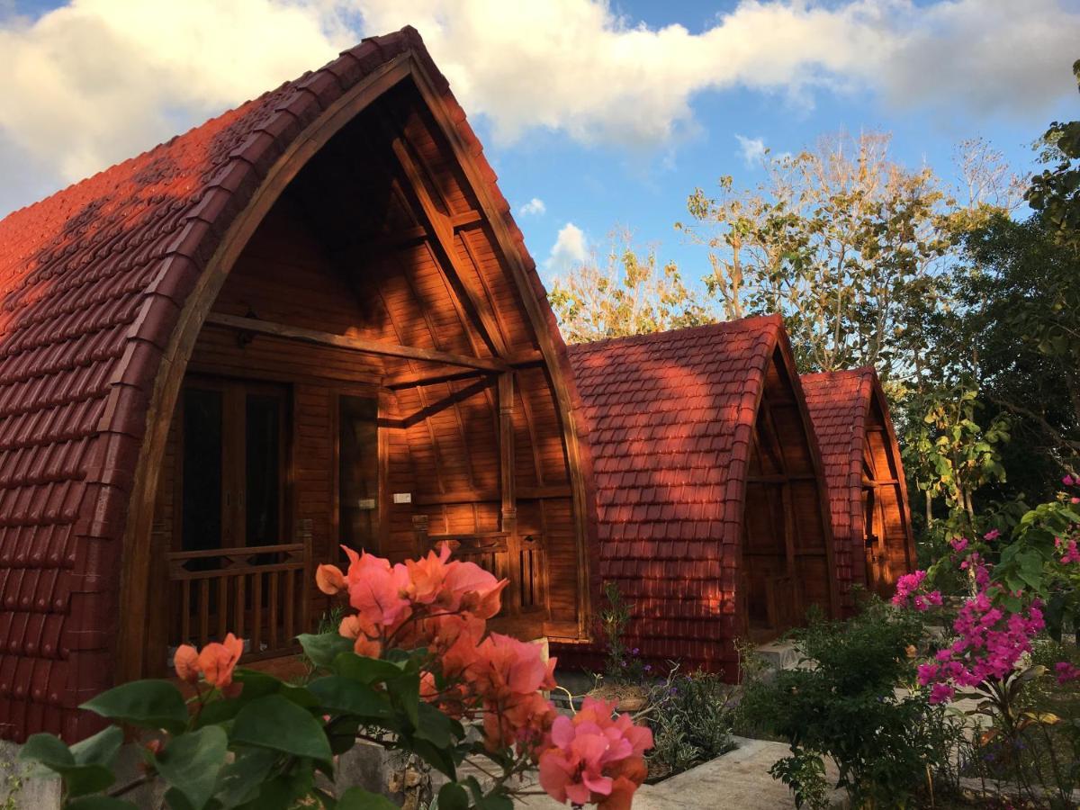 Bougainvillea Bungalow Batumadeg Zewnętrze zdjęcie