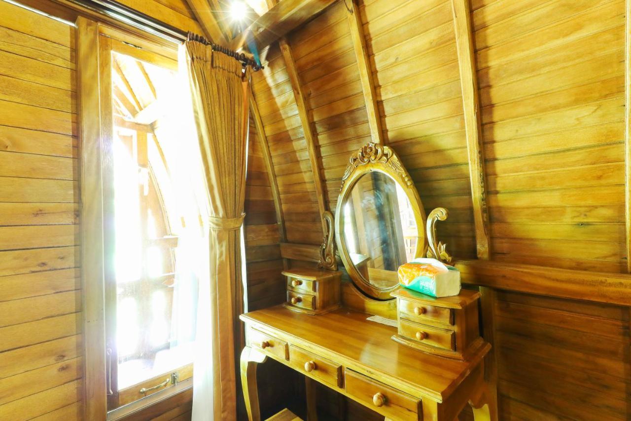 Bougainvillea Bungalow Batumadeg Zewnętrze zdjęcie